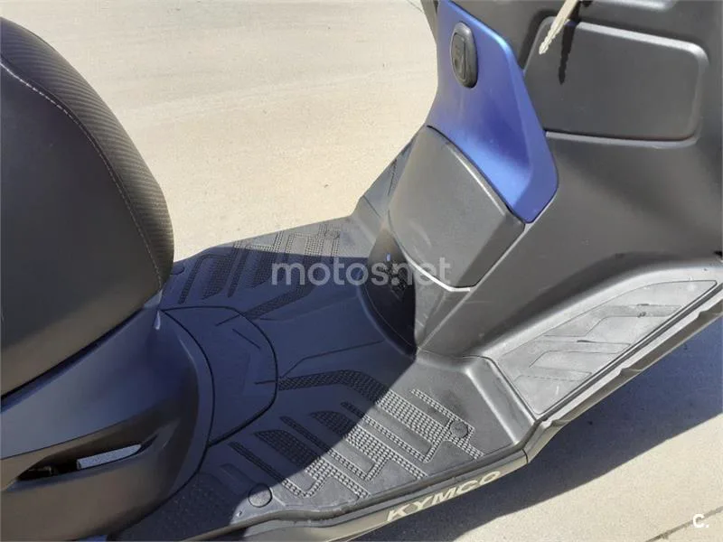 Kymco X-Town CT 125 – Vista 18