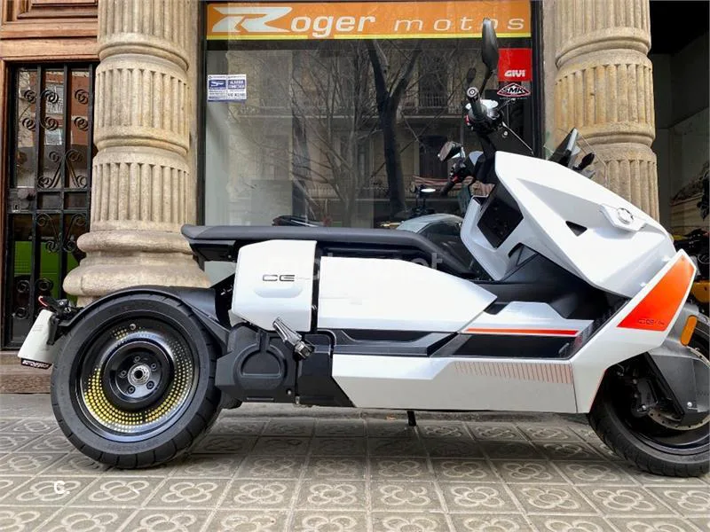 BMW CE 04 – Vista 3