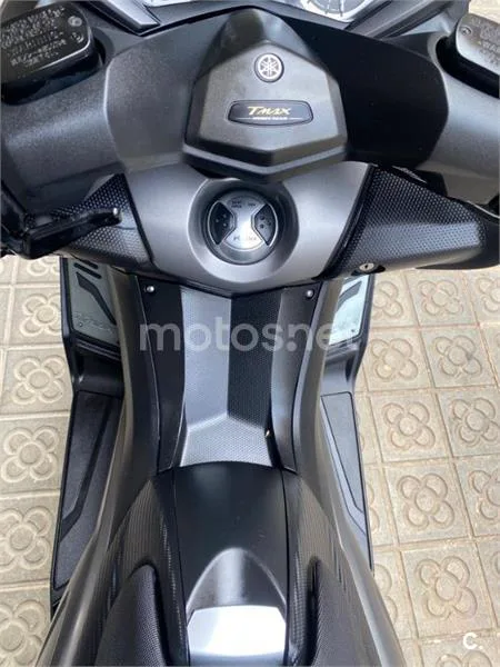 Yamaha TMAX 530 – Vista 14