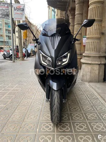 Yamaha TMAX 530 – Vista 4