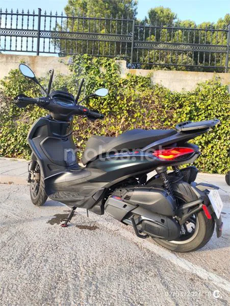 Piaggio Beverly – Vista 4
