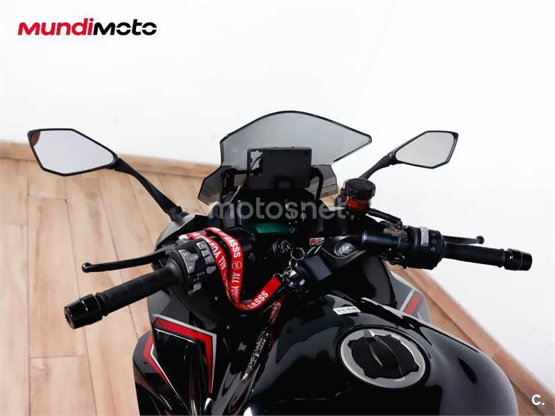 Kawasaki Ninja 1000 SX – Vista 11