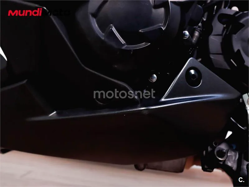Kawasaki Ninja 1000 SX – Vista 21