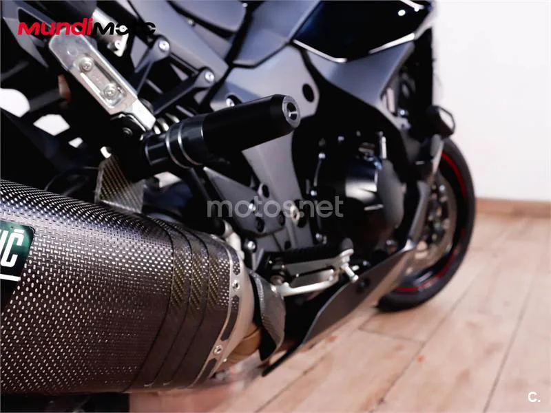 Kawasaki Ninja 1000 SX – Vista 4