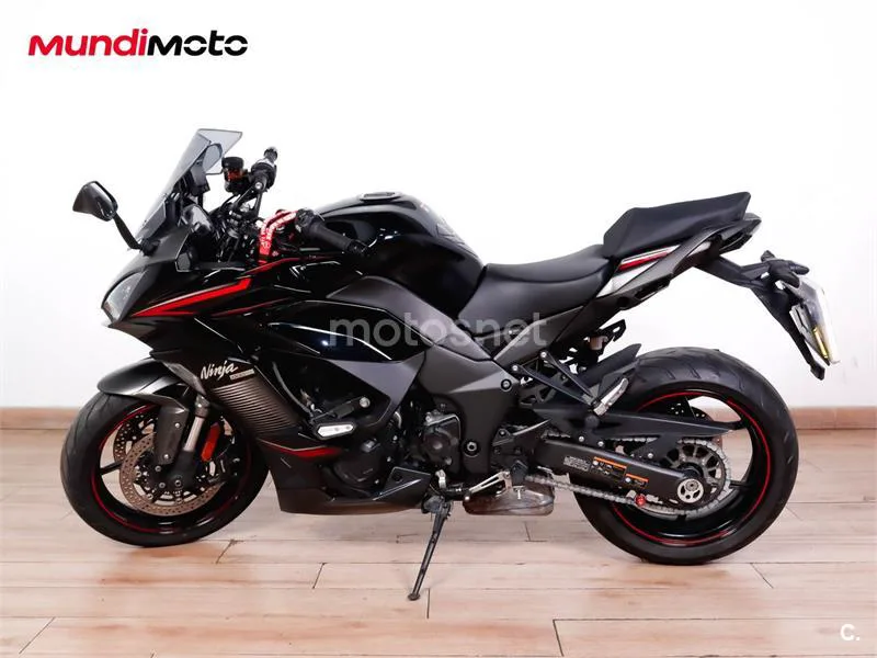 Kawasaki Ninja 1000 SX – Vista 6