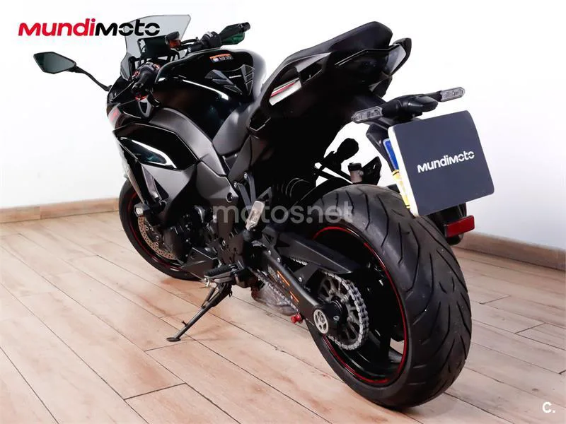 Kawasaki Ninja 1000 SX – Vista 8