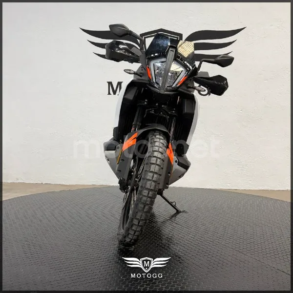 KTM 790 – Vista 4