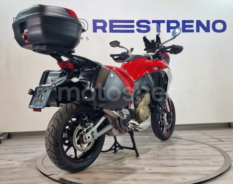 Ducati Multistrada V4 – Vista 8