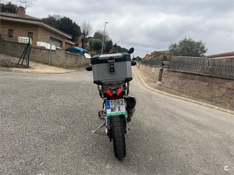 Aprilia Tuareg 660 – Vista 4