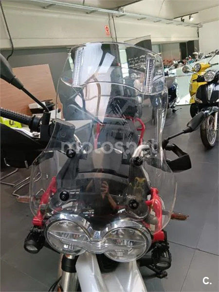 Moto Guzzi V85 TT – Vista 12