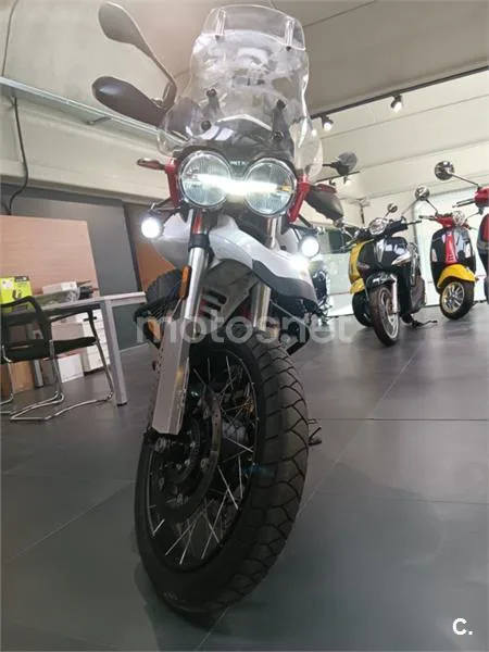 Moto Guzzi V85 TT – Vista 7