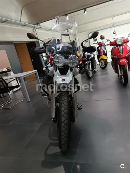 Moto Guzzi V85 TT – Vista 10