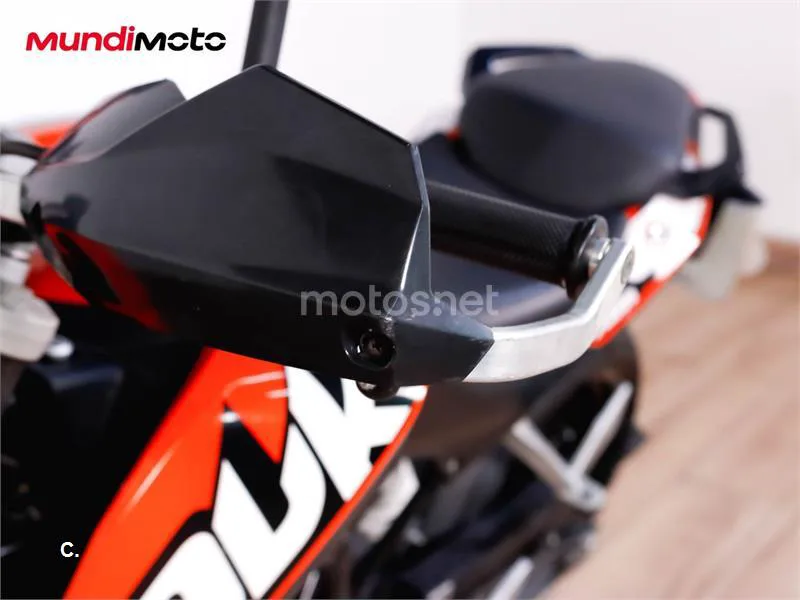 KTM 125 – Vista 14