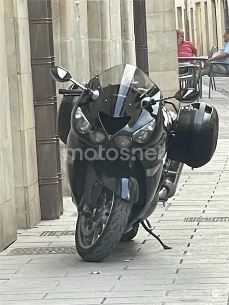 Kawasaki ZZR 1400 6200 € 2009 Araba - 2