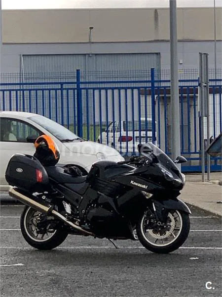 Kawasaki ZZR 1400 – Vista 4