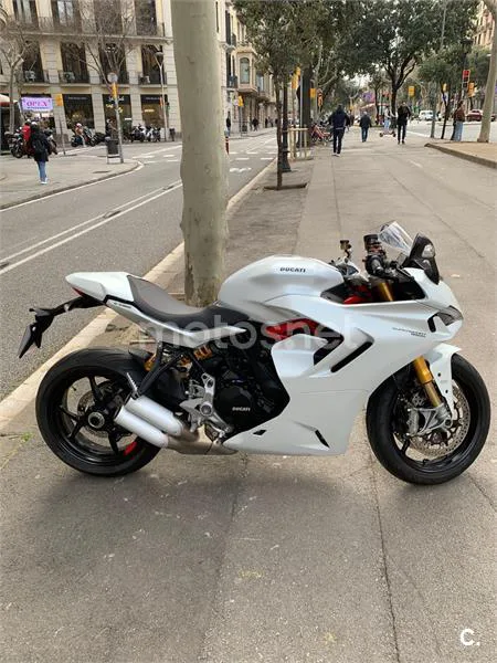 Ducati SuperSport – Vista 5