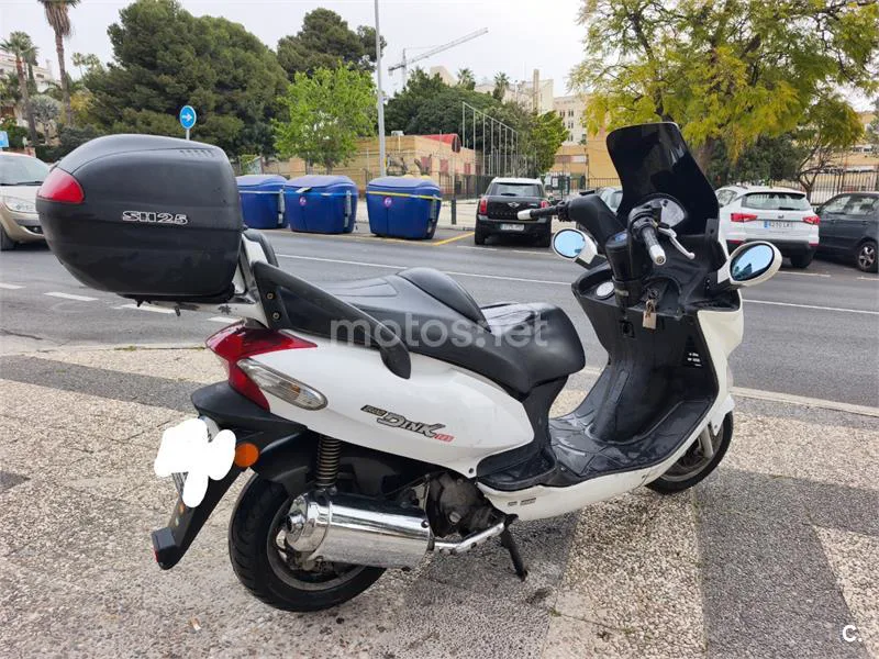 Kymco Grand Dink 125 – Vista 4