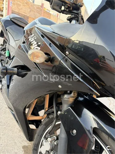 Kawasaki Ninja 250 R – Vista 6
