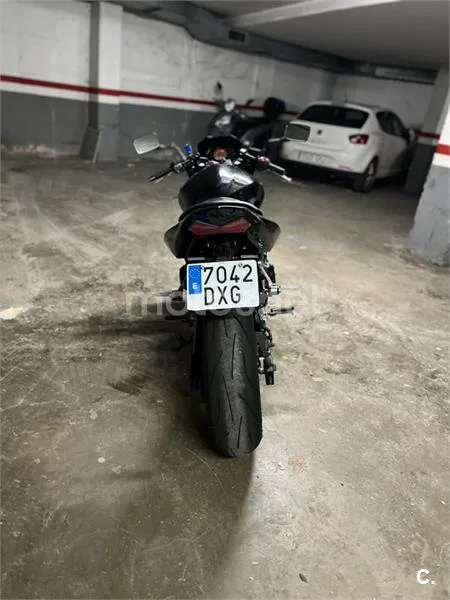 Kawasaki Z 750 – Vista 4