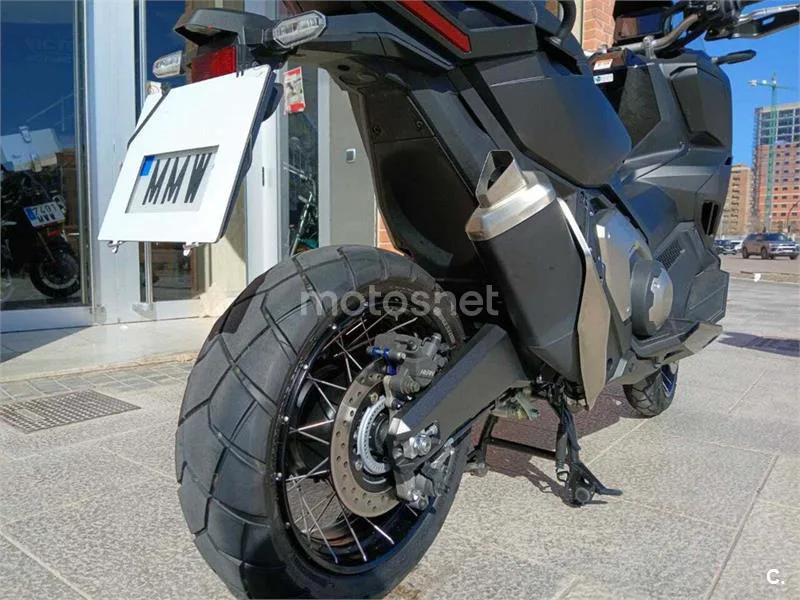 Honda X-ADV – Vista 7