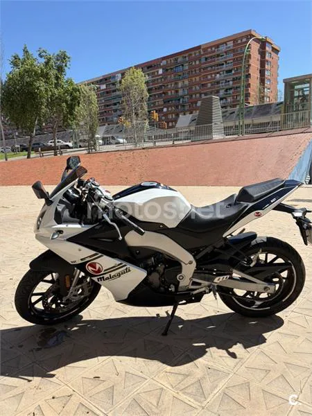 Malaguti RST 125 – Vista 3