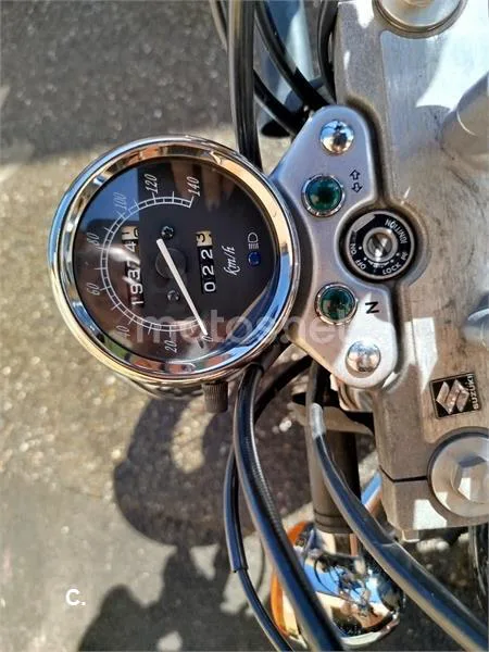 Suzuki Marauder 250 – Vista 5