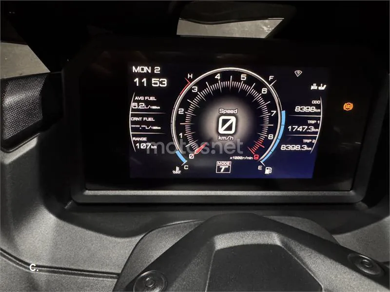 Yamaha TMAX – Vista 3