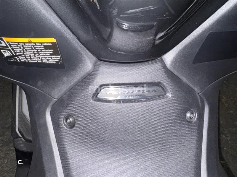 Yamaha TMAX – Vista 4