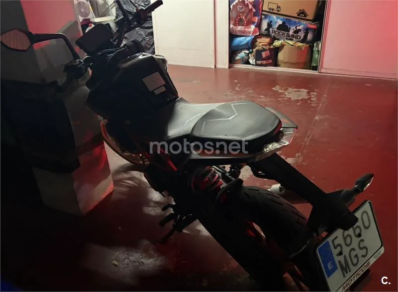 KTM 125 – Vista 3