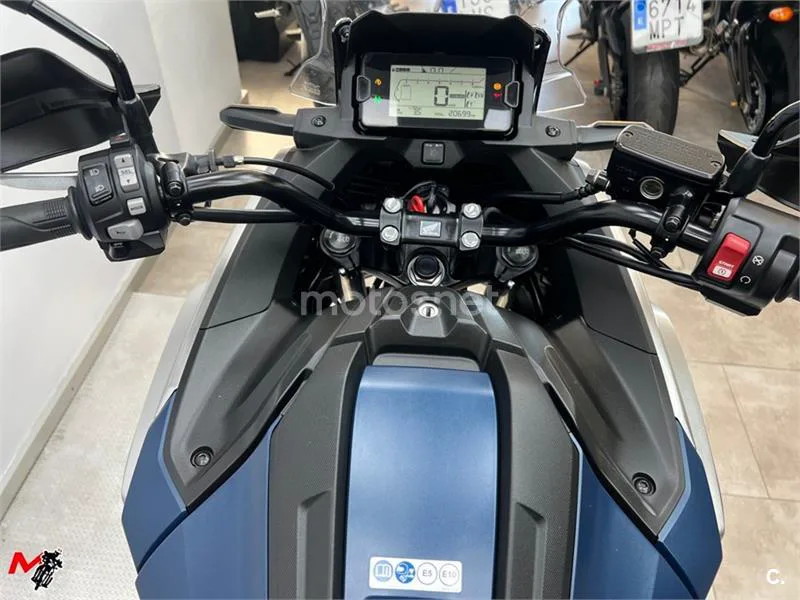 Honda NC 750 X – Vista 7