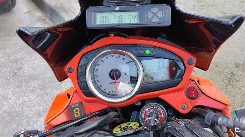 Kawasaki Z 750 – Vista 6