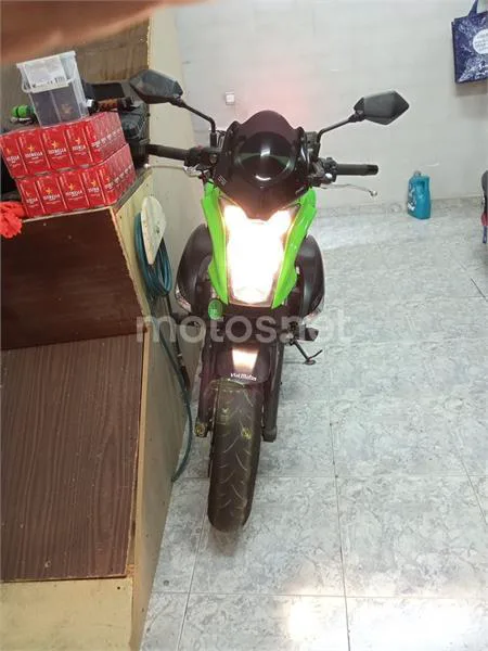 Kawasaki ER-6N – Vista 13