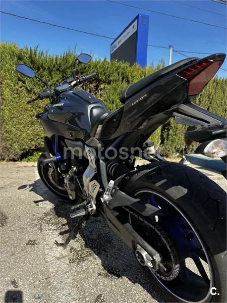 Yamaha MT-07 – Vista 6