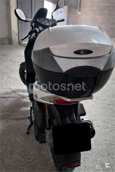 Kymco Agility City 125 – Vista 2