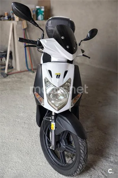 Kymco Agility City 125 – Vista 3