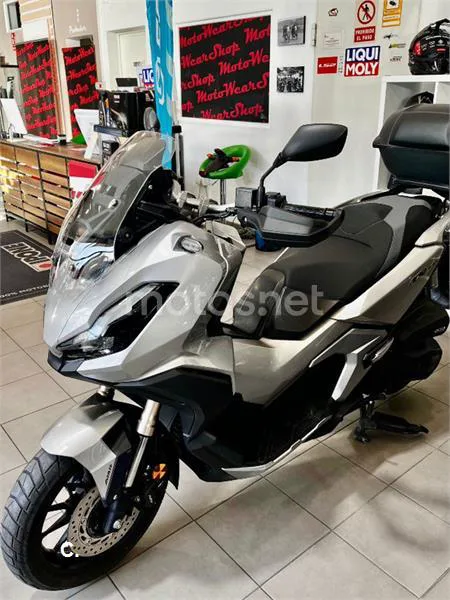 Honda ADV 350 – Vista 3