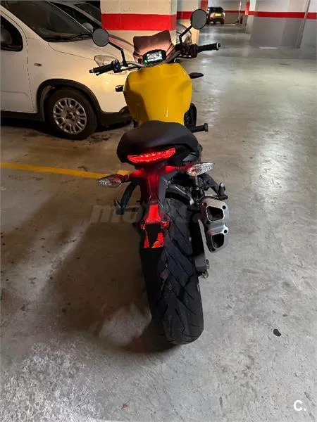Ducati Monster 821 – Vista 4