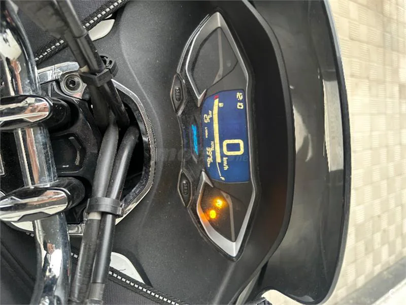 Honda PCX 125 – Vista 7
