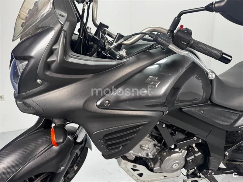 Suzuki V-Strom 650 – Vista 16