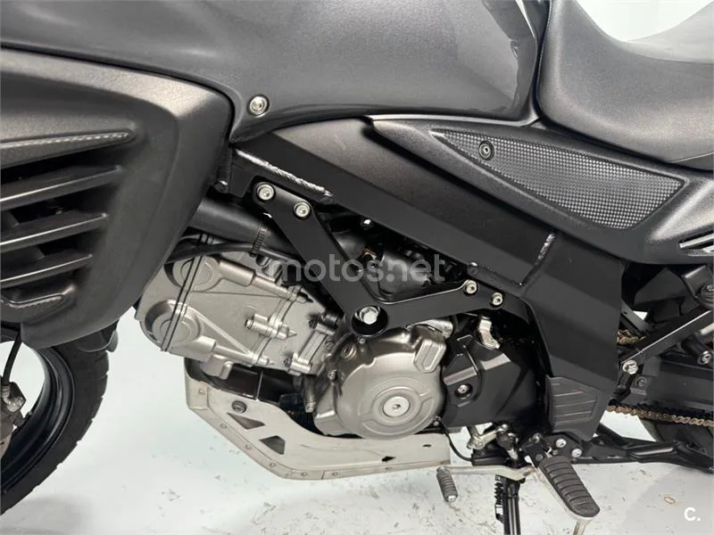 Suzuki V-Strom 650 – Vista 17