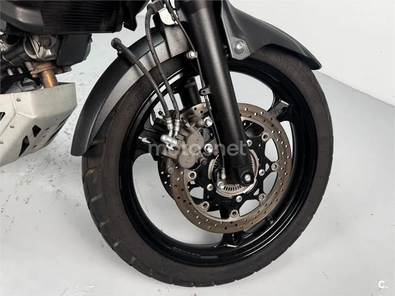 Suzuki V-Strom 650 – Vista 4