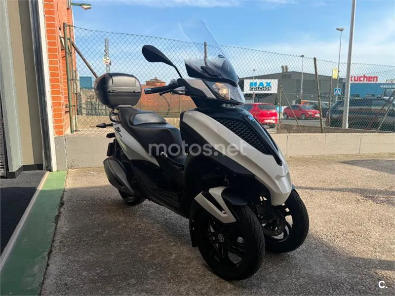 Piaggio MP3 Yourban 300 LT Sport – Vista 4