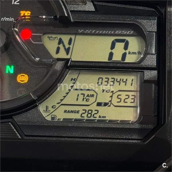 Suzuki V-Strom 650 XT – Vista 10