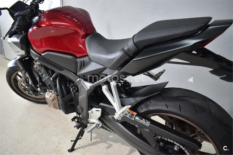 Honda CB 650 R – Vista 7