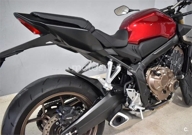 Honda CB 650 R – Vista 10