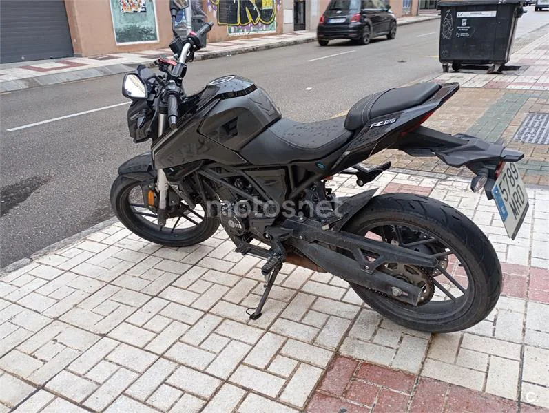 Voge 125 R – Vista 2