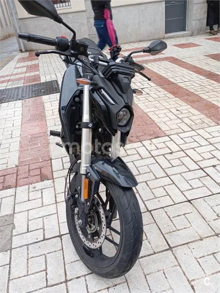 Voge 125 R – Vista 4