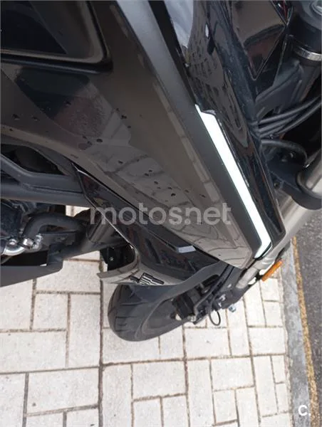 Voge 125 R – Vista 7