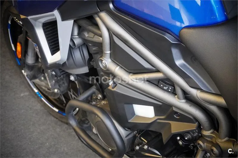 Triumph Tiger Explorer 1200 – Vista 16