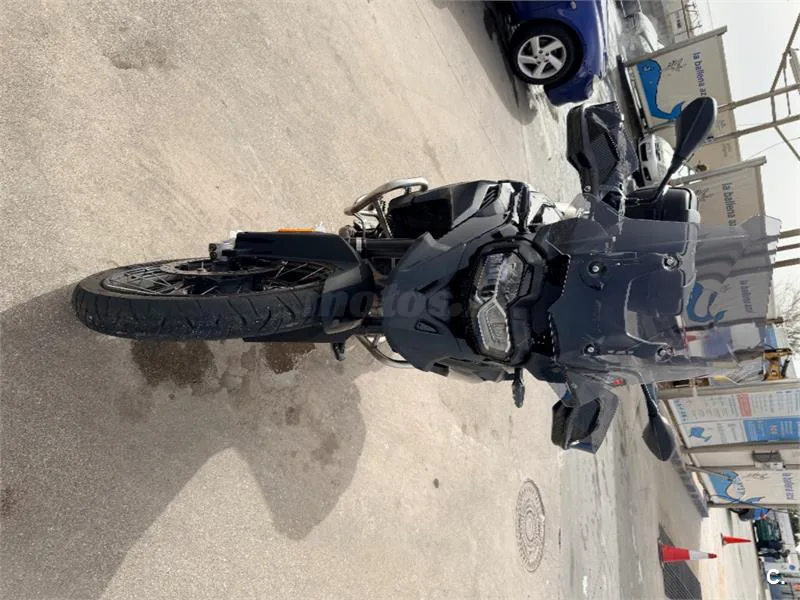 BMW F 850 – Vista 3
